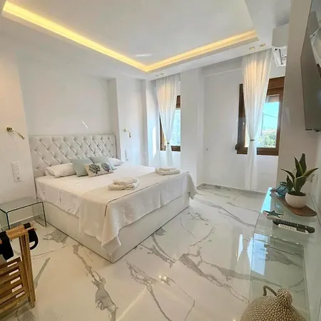 Eterna Mare Nikiti (Sithonia)